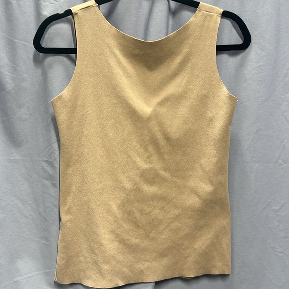 XL nude color sleeveless super duper soft top with padded lace over bust line - Picture 4 of 8